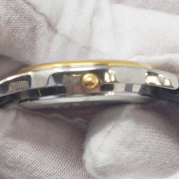 Rare Disney X Lorus Goofy Slipping on a Banana Watch H2F - Picture 6 of 12